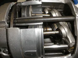 Ma0115 Uh2cvc High Displacement Ma0115 Uh2cvc High Displacement