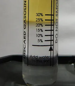 Ethanol Percentage 25 With Color Added To Fuel Much Easier To Detect Seperation Ethanol Percentage 25 With Color Added To Fuel Much Easier To Detect Seperation