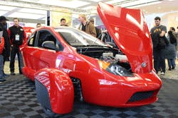 Amb Imt 16 Elio Car Hood Open0 Amb Imt 16 Elio Car Hood Open0