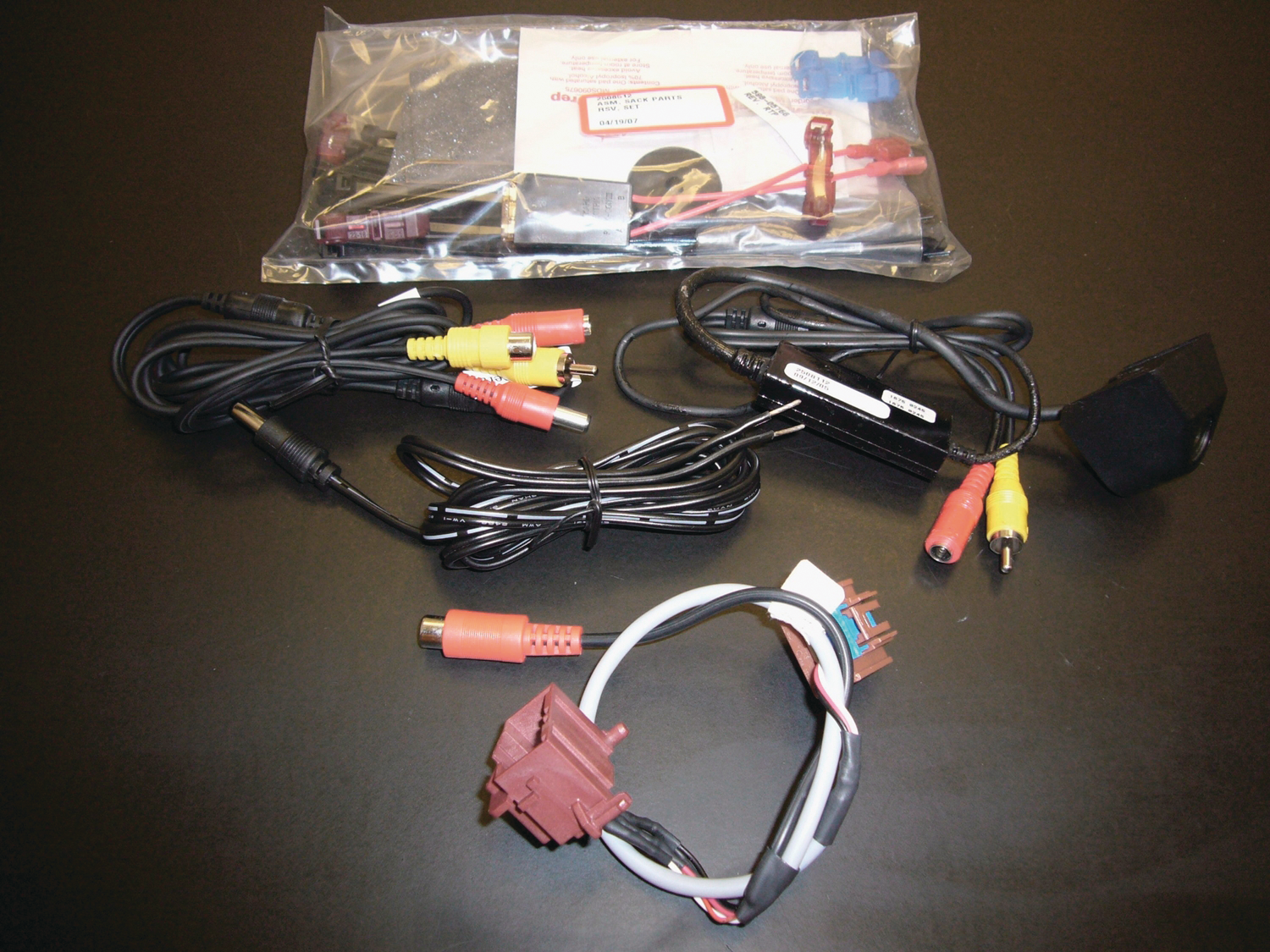 Navigationinterfaceharnesskits 10128997