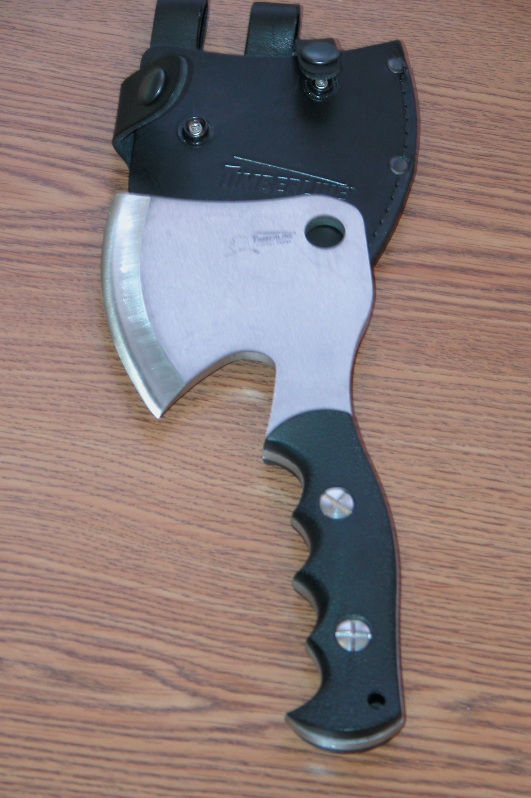 Bushpilotsurvivalhatchet 10097661