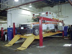 Tr19fourcolumnlift 10099235 Tr19fourcolumnlift 10099235