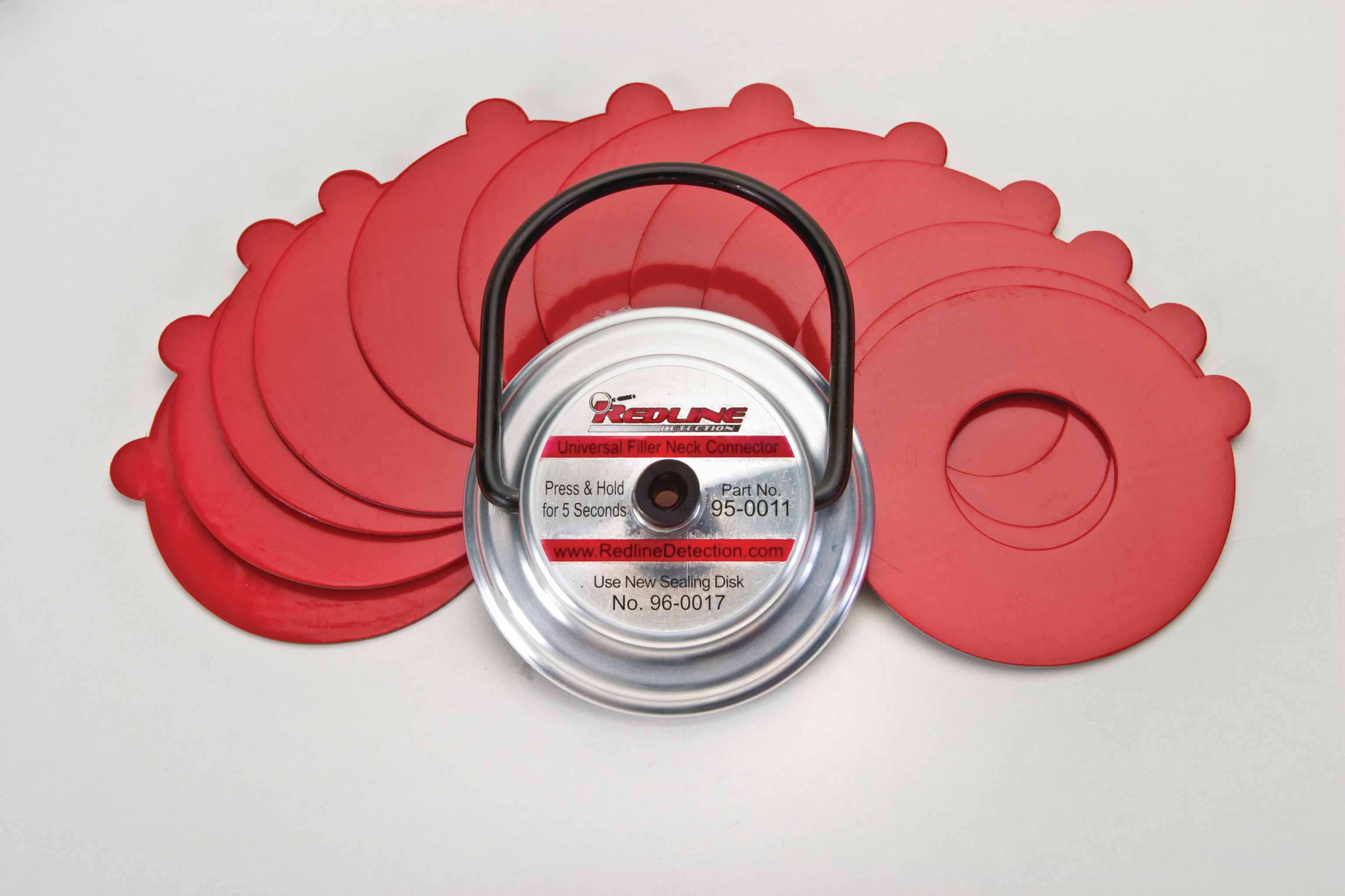 Redlineuniversalfillerneckconnector 10102405