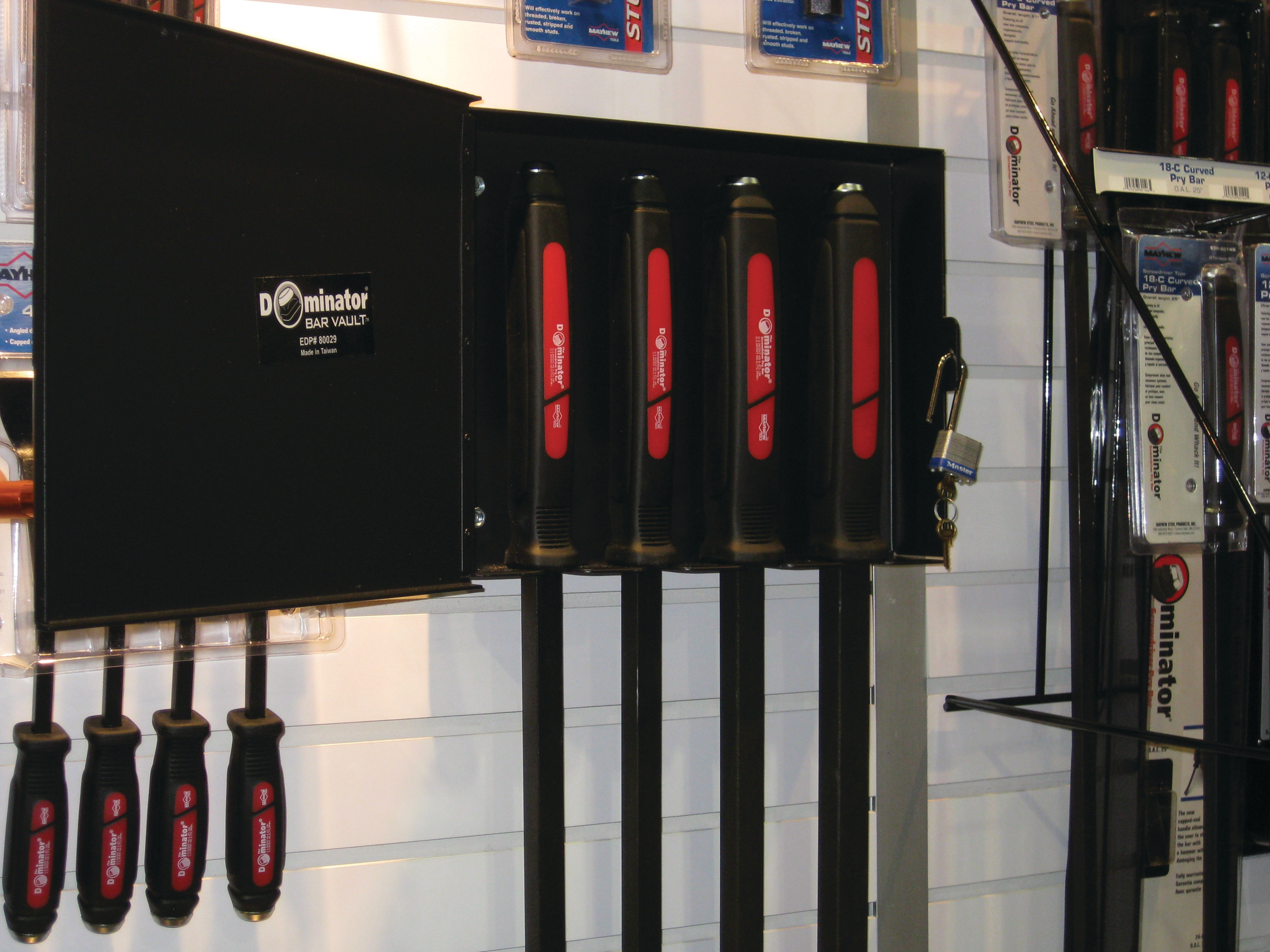 Dominatorbarvaultlockboxno 10102684