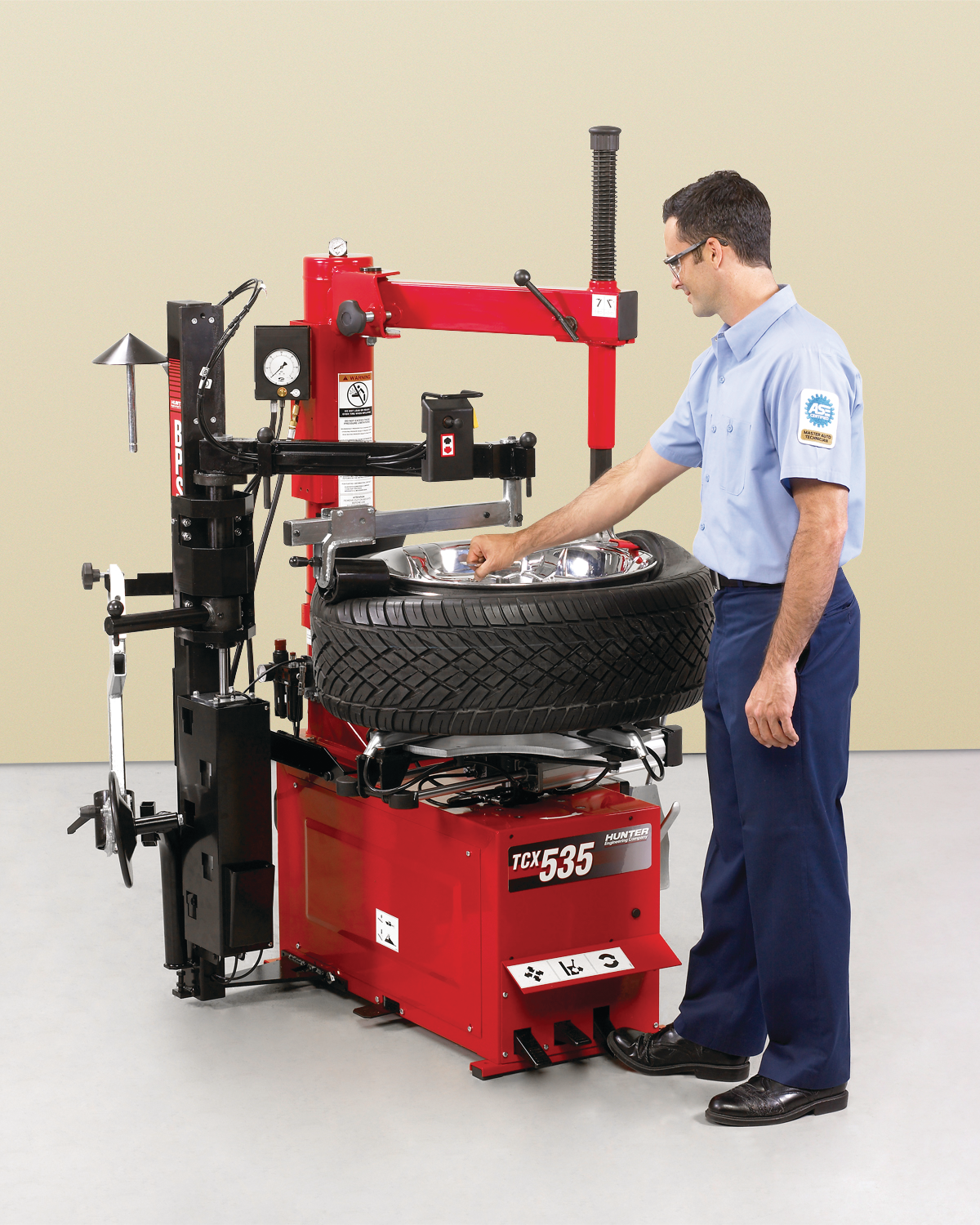 TCX500 Series of tire changers From Hunter Engineering Company