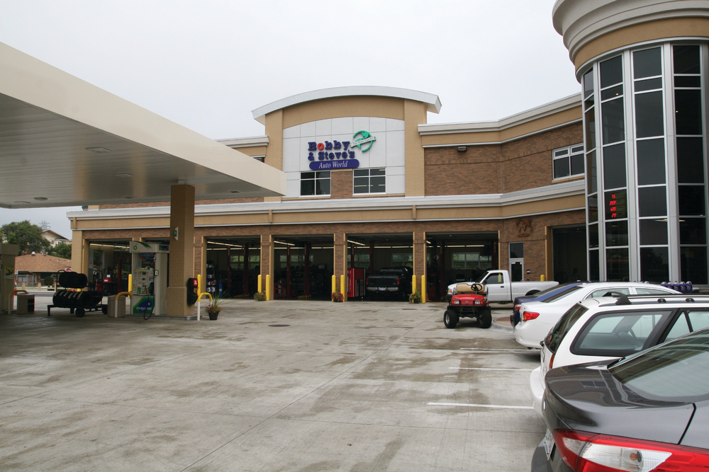 The bays and store entrance face the inside of the property