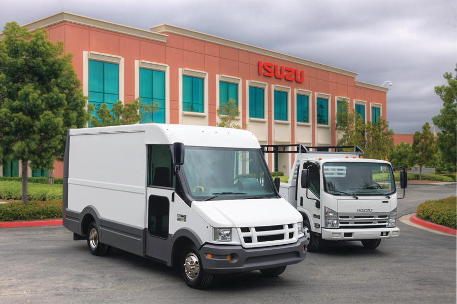 Isuzu Reachandecomaxtogether28 10653925