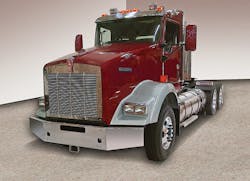 LNG Tanks on Kenworth T800 LNG Tanks on Kenworth T800