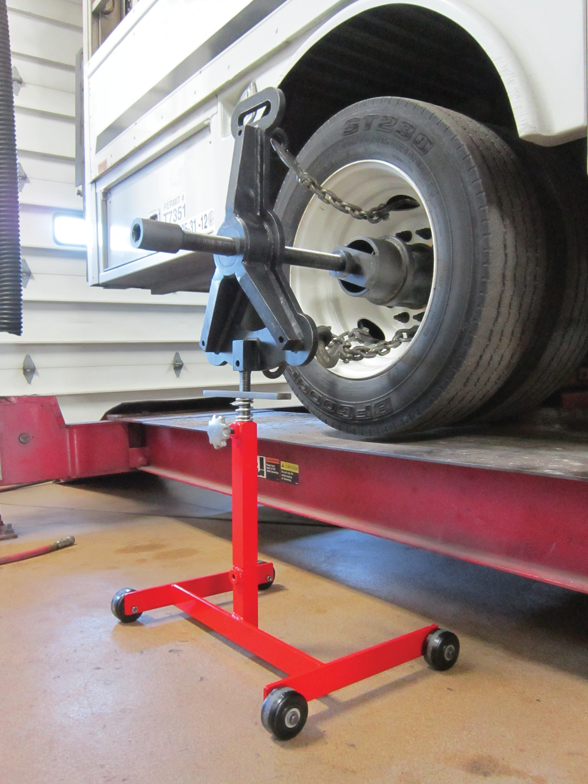 Kiene Wheel Grabber, No. K1350 Vehicle Service Pros