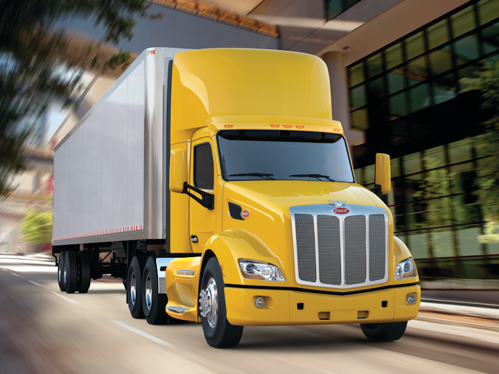 Peterbilt Introduces Mid Length Model 579 Vehicle Service Pros
