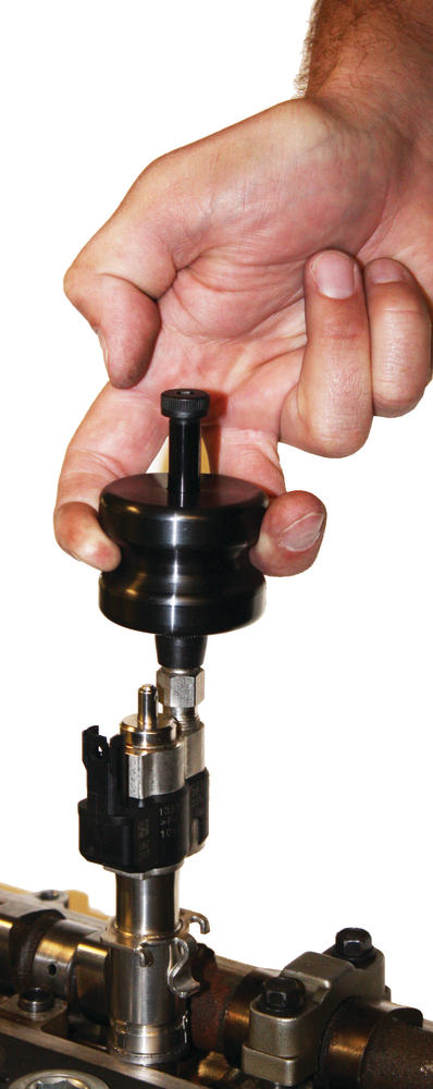 The SP Tools' BMW injector puller allows for easy removal of BMW injectors. For more information on this product go to www.VehicleServicePros.com/10925062.