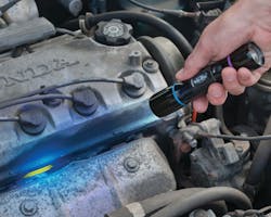 Tracerline Vio-Blu dual-head LED flashlight, No. TP-9357CS Tracerline Vio-Blu dual-head LED flashlight, No. TP-9357CS