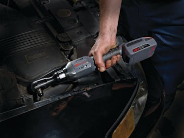Ingersoll Rand R3130 3 8 and R3150 1 2 cordless ratchet wrenches