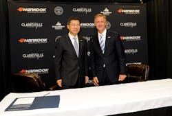 Hankook Tire Vice Chairman and CEO Seung Hwa Suh and State of Tennessee Governor Bill Haslam Hankook Tire Vice Chairman and CEO Seung Hwa Suh and State of Tennessee Governor Bill Haslam