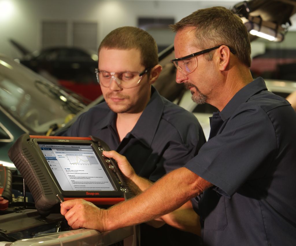 Mitchell1 Sure Track Verus Techs