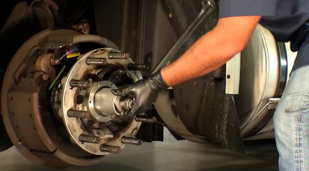 SKF Proper Hub Axle Nut Torque Video | Vehicle Service Pros 2014 Ford Explorer Lug Nut Torque