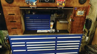 Don Sutton designed a wood cabinet to provide additional storage space for his Mountain toolbox.