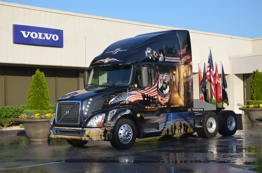 Volvo's New River Valley assembly plant in Dublin, Virginia unveiled the design for its 2014 rolling memorial truck, which will travel in a motorcade from the plant to the U.S. capital during Memorial Day weekend.