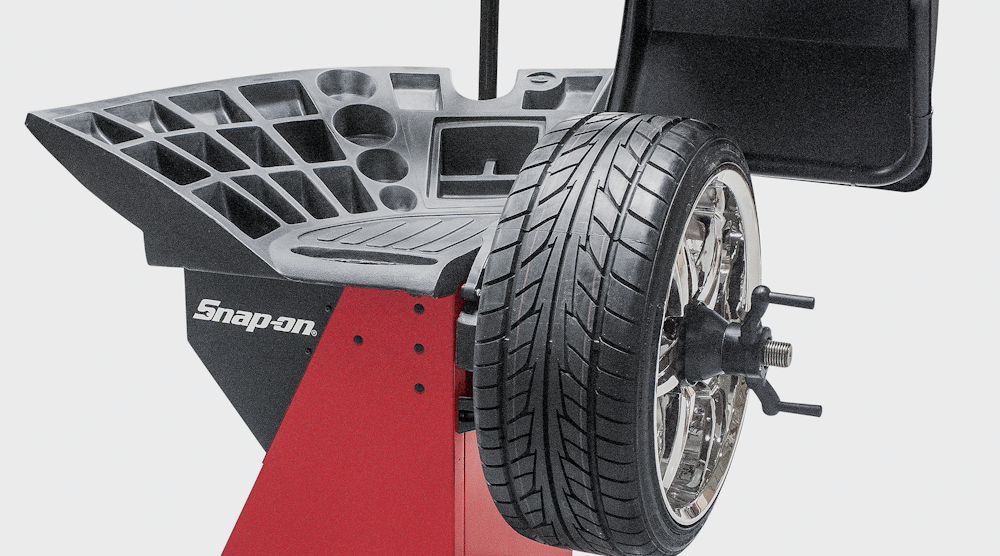 Snap-on Motorized Wheel Balancer with Raised Display Video | Vehicle
