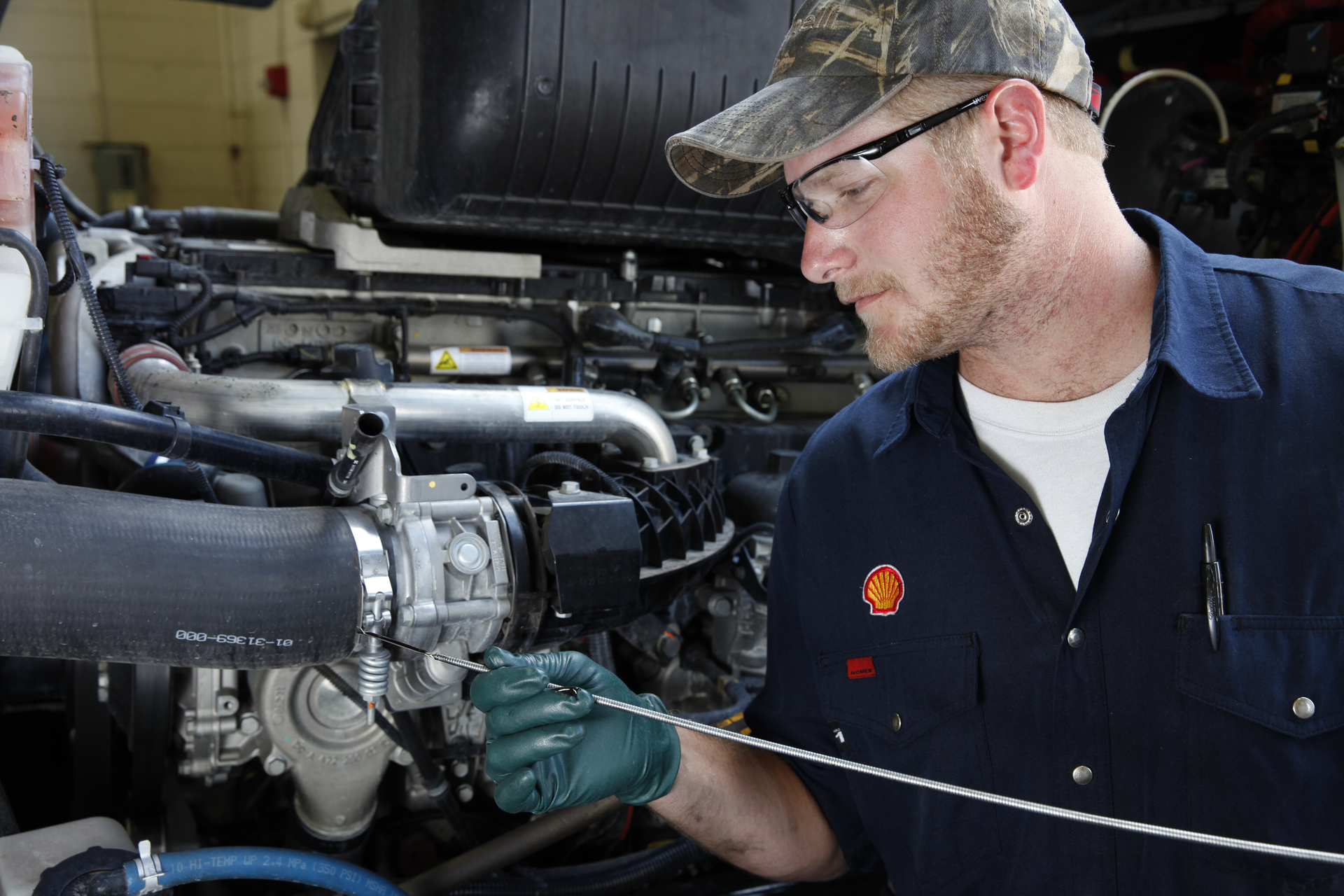 Shell Checking Oil 55e9cc258ac4e