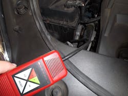 Using an electronic leak detector, check the normal areas for active leaks such as the compressor housing and seals, connections, service ports and condenser seams. Using an electronic leak detector, check the normal areas for active leaks such as the compressor housing and seals, connections, service ports and condenser seams.