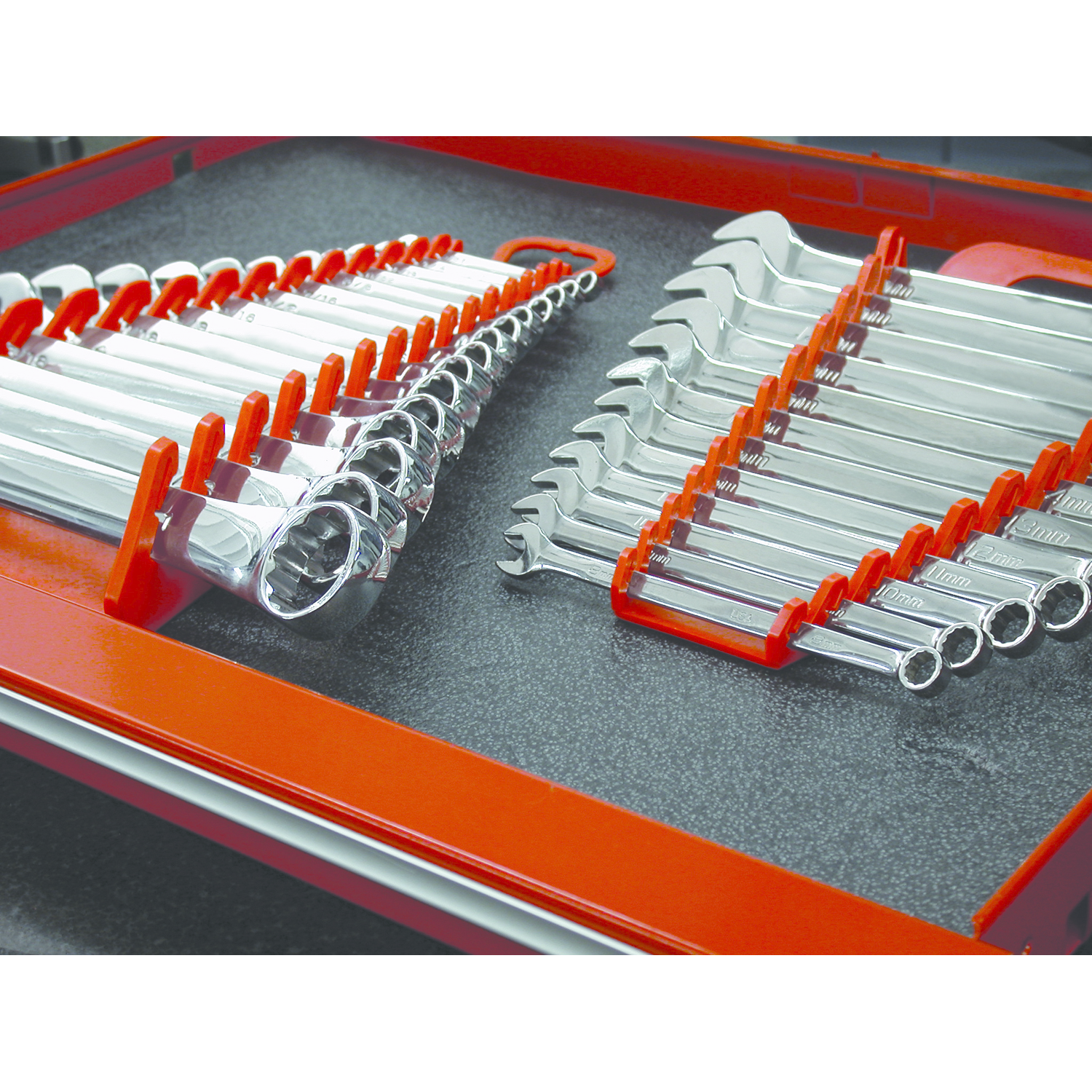 Gripper In Use Photo 567056b194690