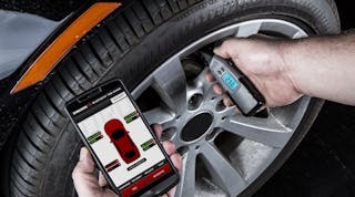 Steelman Pro Bluetooth Tire Gauge Action 56faebaccc3db