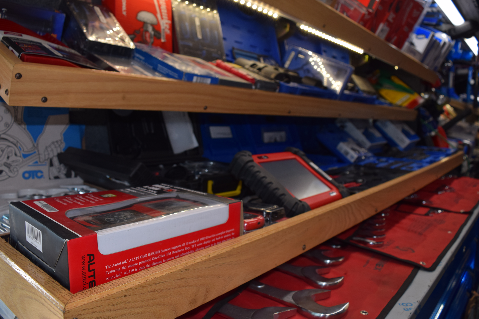 When toolbox sales slowed, Bader replaced this big-ticket category with the sale of scan tools. He has the tools on-hand for demos right on the truck, and will also loan out scanners for a week at a time to interested customers.