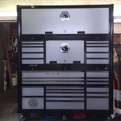 The 8&apos; tall Matco Tools 6S setup is 76&apos; wide and 28&apos; deep, featuring a main box, hutch and top cabinet.