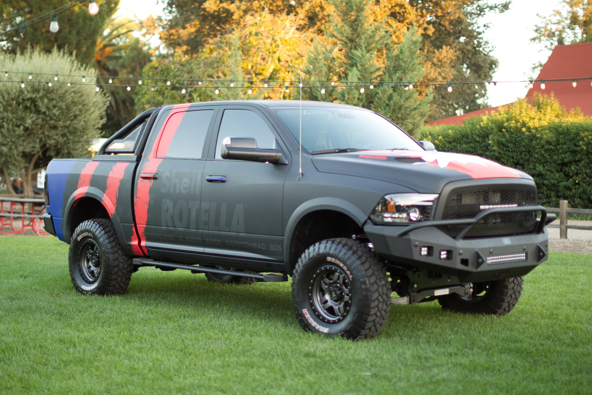 Design by Tommy Pike Customs Trucks