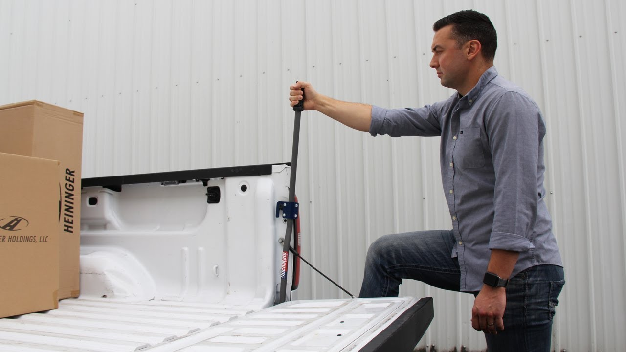 VIDEO HitchMate Grab Handle for Trucks Vehicle Service Pros