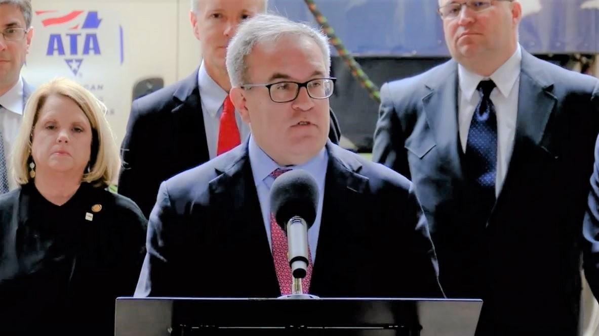 Capture 5bedb557ae917