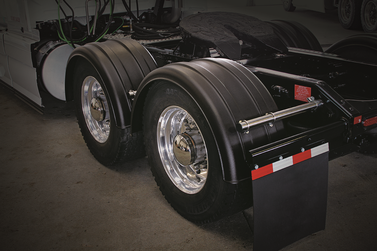 Wide Base Fender 2221