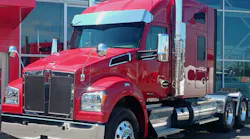 Kenworth T880S 76” mid-roof sleeper.