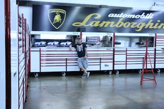 The L-shaped, 60&rsquo; long Snap-on Mr. Big Toolbox unit at Redz Auto Body in East McKeesport, Pennsylvania is made up of two lockers, four hutches and two top boxes.