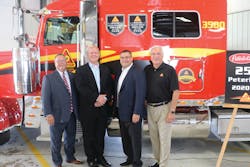 Peterbilt Team With Don 5d38613383d5a Peterbilt Team With Don 5d38613383d5a