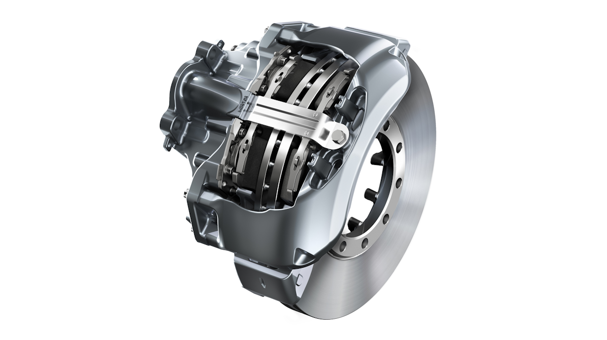 A comparison of servicing air disc brakes versus drum brakes for commercial vehicles Vehicle