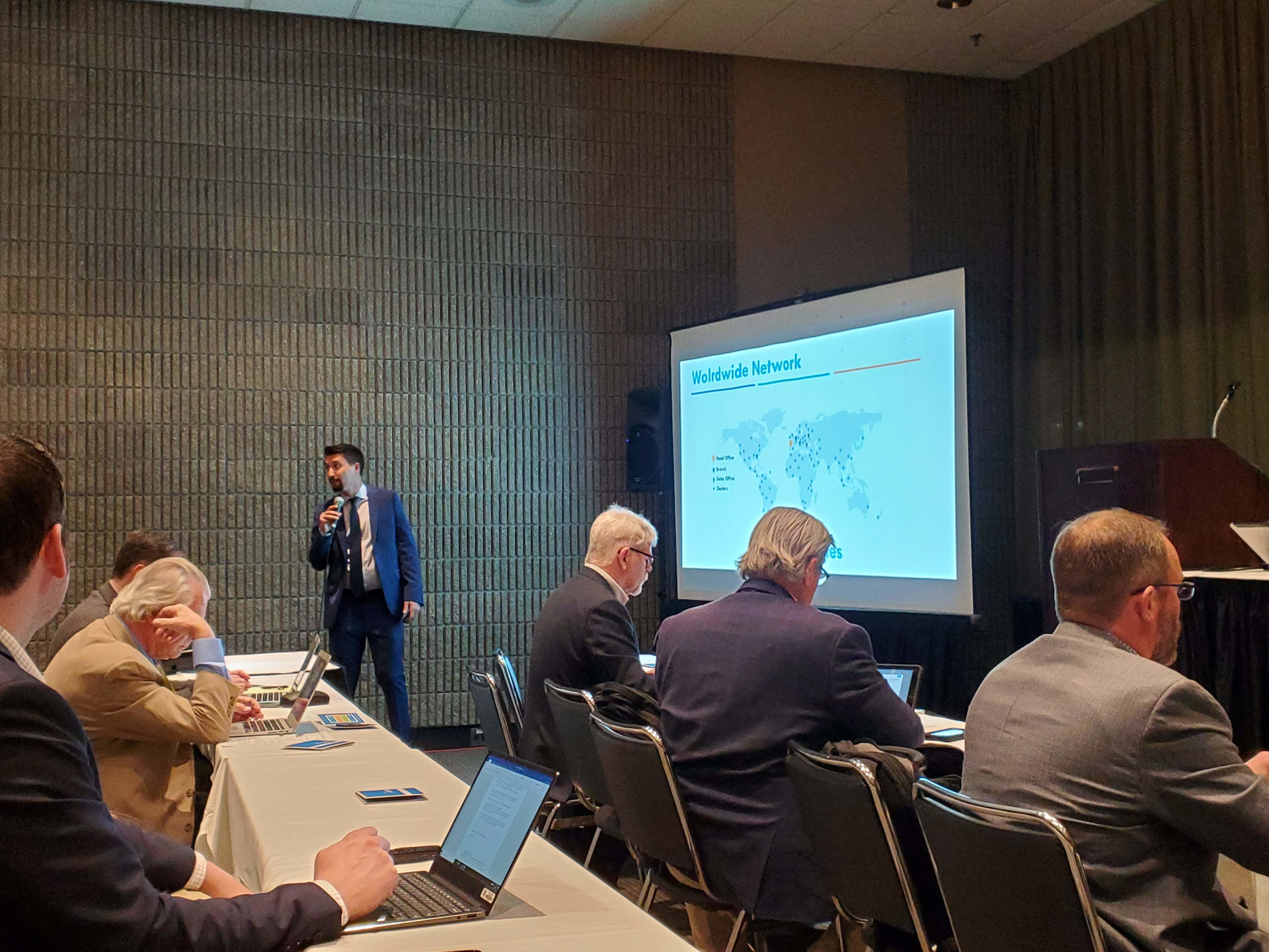 Bruno Gattamora, vice president of sales for Cojali USA, presents the latest innovations in Cojali's Jaltest diagnostics and Jaltest Telematics.