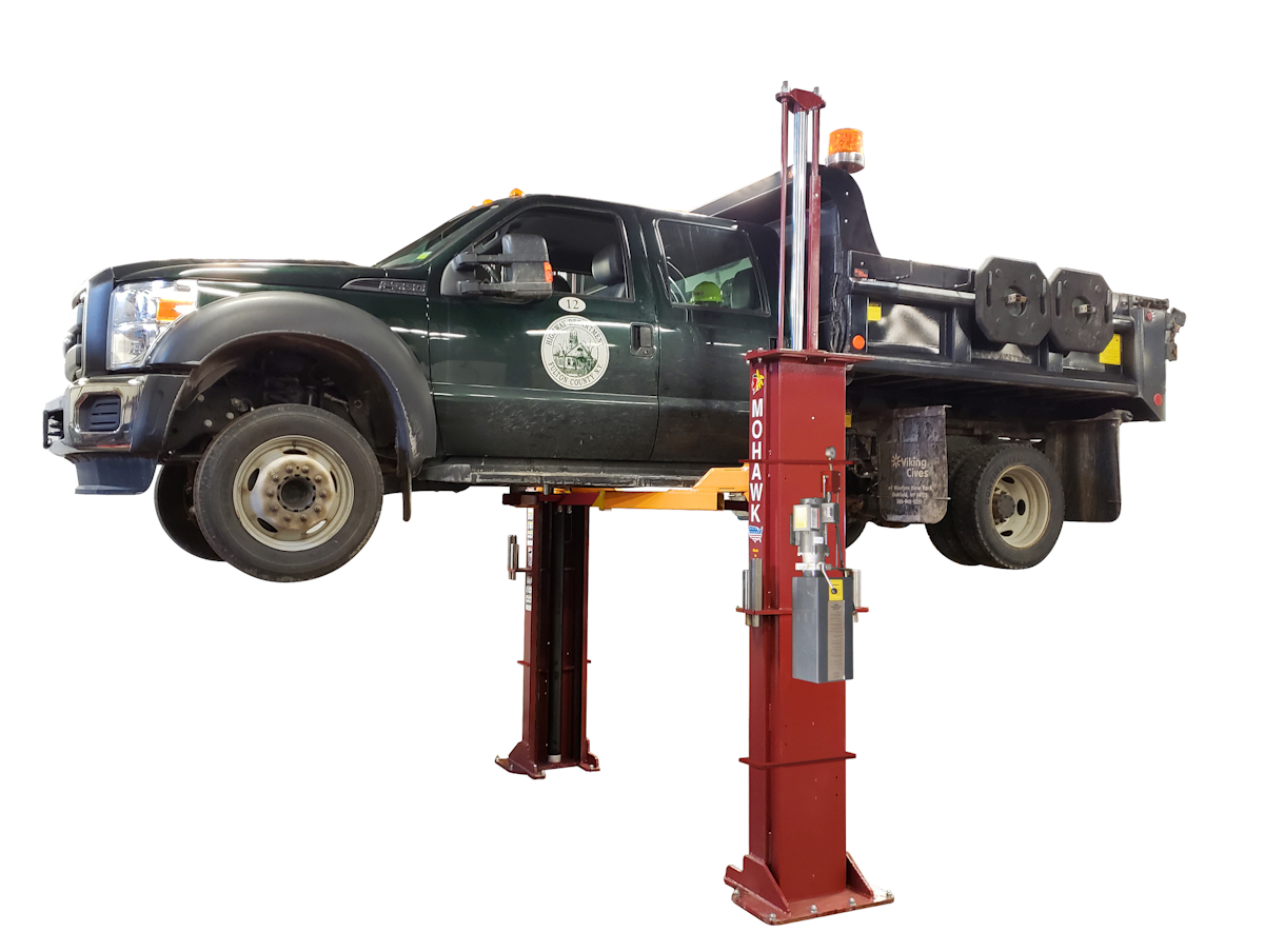 Ml 220 Two Post Heavy Duty Vehicle Lift From Mohawk Lifts Vehicle Service Pros
