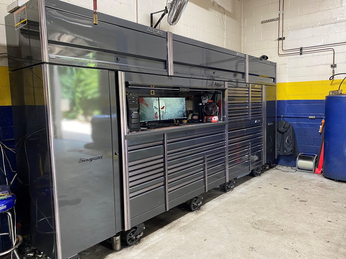 Big Time Boxes John Harris Snap on Tools Vehicle Service Pros