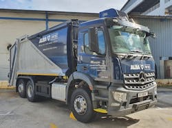 MANN+HUMMEL PureAir roof box on an ALBA recycling truck in Singapore MANN+HUMMEL PureAir roof box on an ALBA recycling truck in Singapore