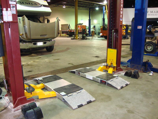 11 Lift Considerations To Maximize Productivity | Vehicle Service Pros