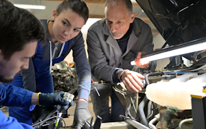 Standard Motor Products To Award $50,000 In 2021 Automotive Scholarship Programs