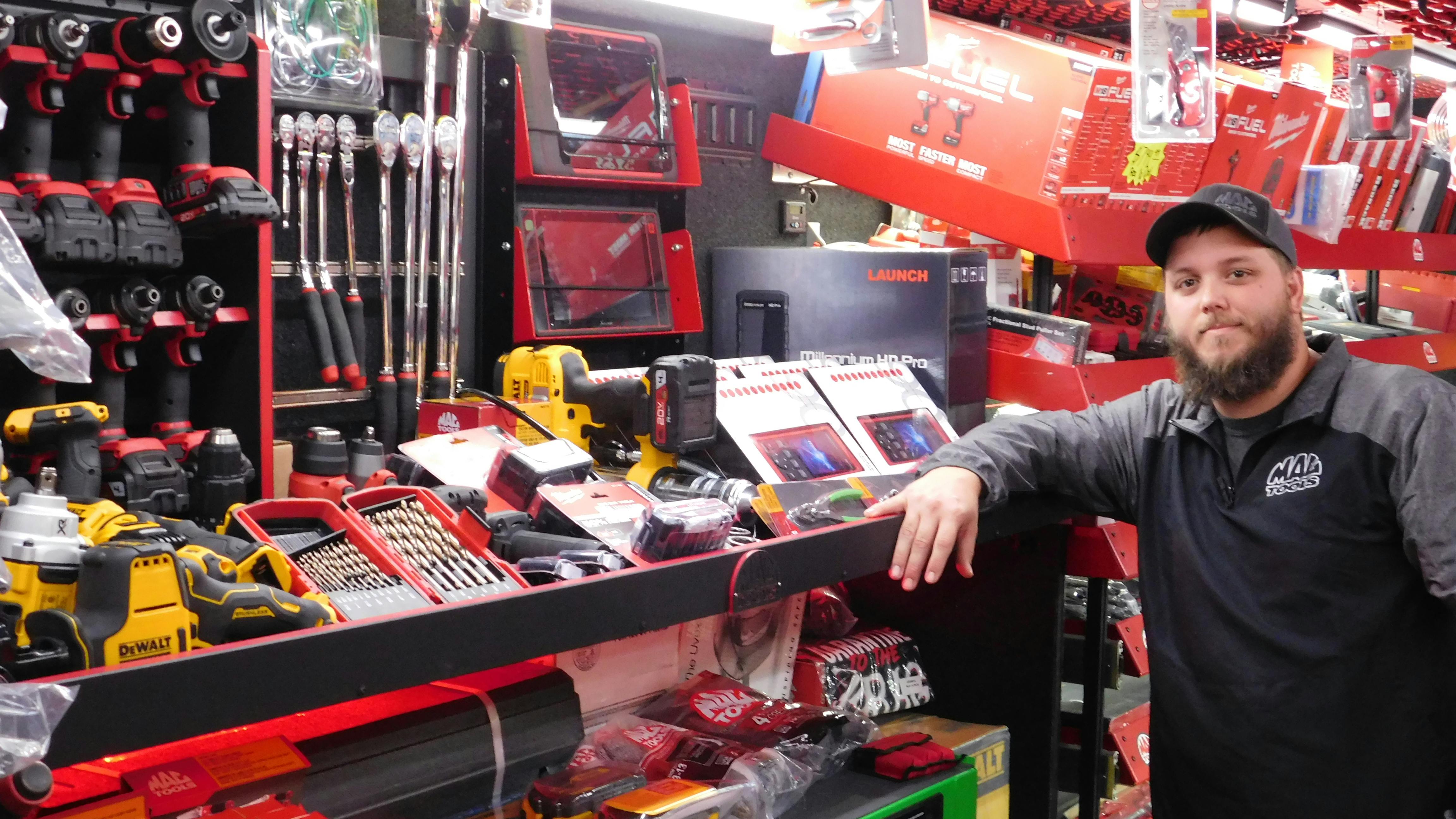 Smy Tweb 60b0f79884aa6