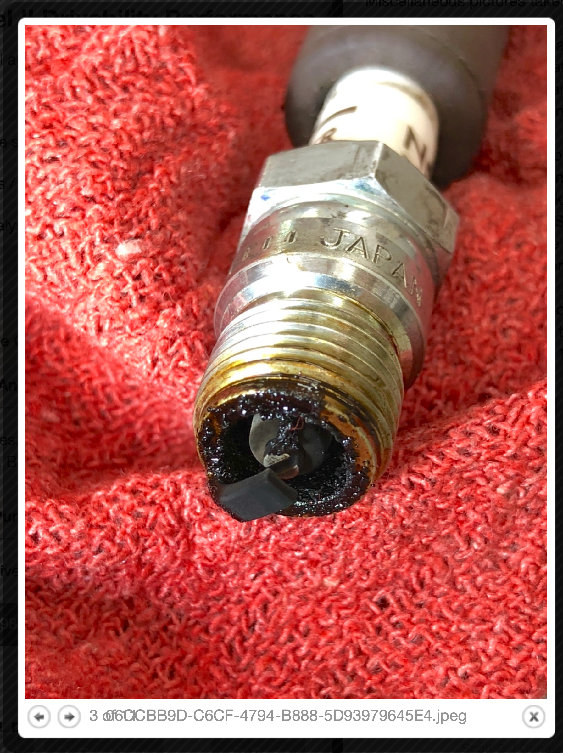 Figure 5 &ndash; Spark plug with short reach (wrong application)