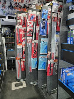 Customers really dig the new pull-out panels to view tools. Customers really dig the new pull-out panels to view tools.