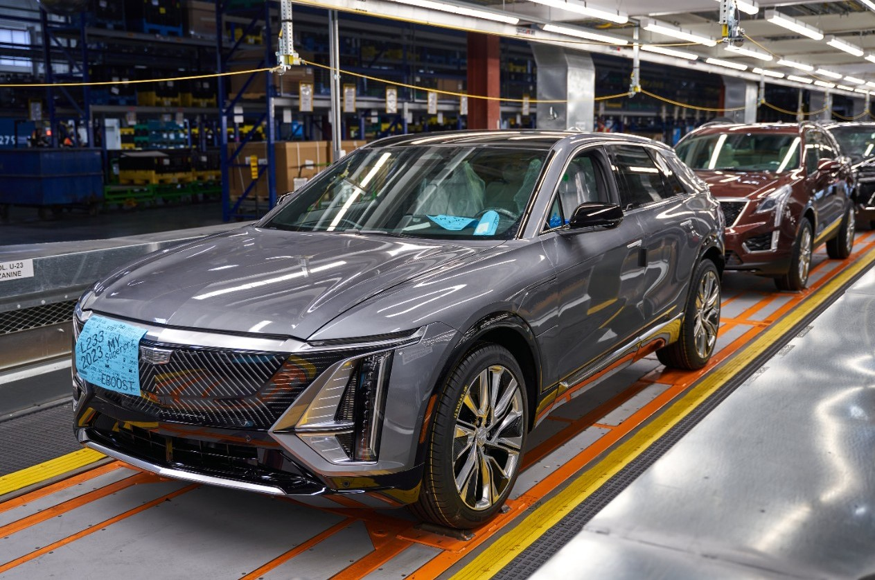 GM's all-electric Cadillac Lyriq