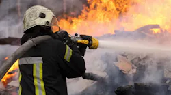 Fire destroys two Chicago auto repair shops