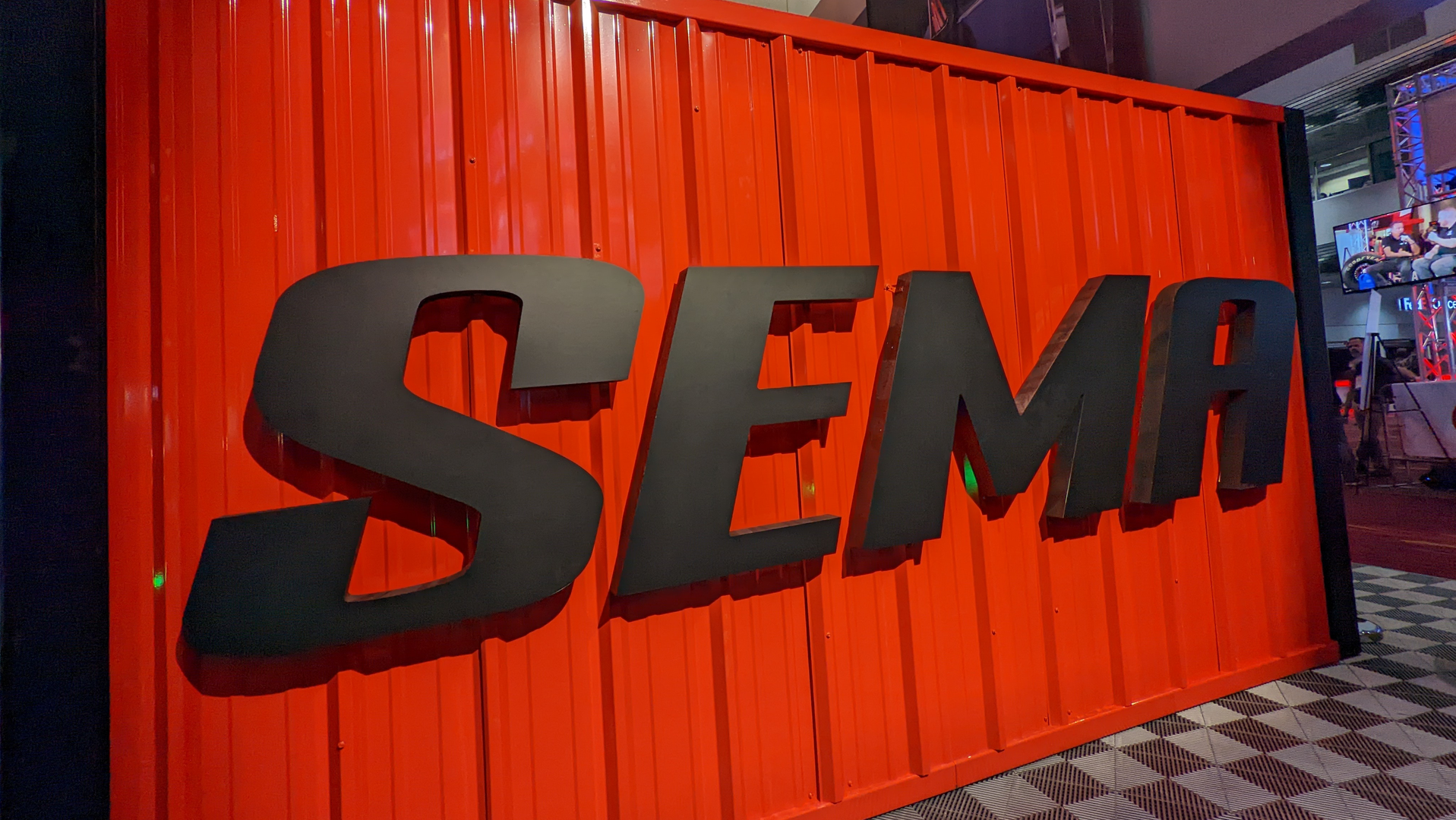 The SEMA sign welcoming attendees to the show.