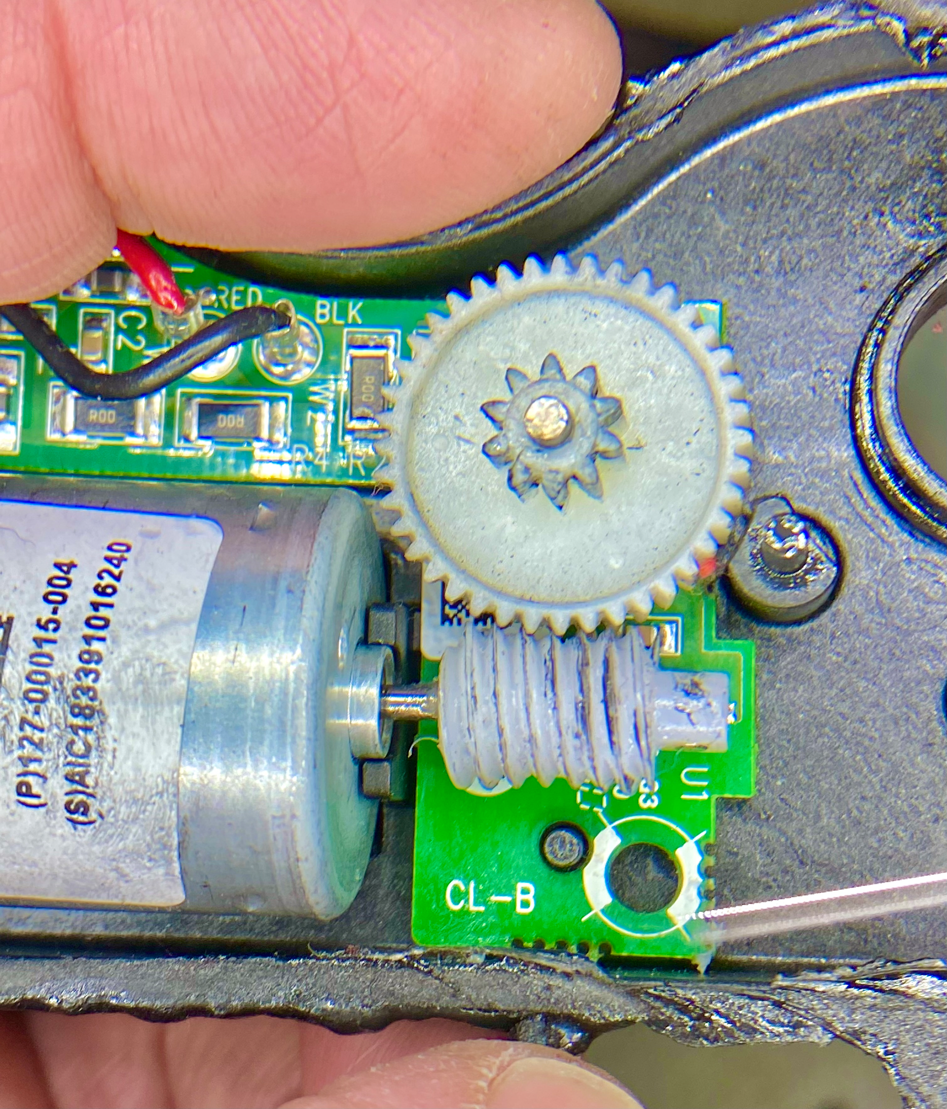 Figure 12 - Five-way coolant valve stripped gear